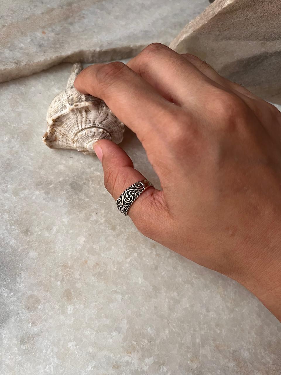 Vintage Motif Thick Band 925 Sterling Silver Ring