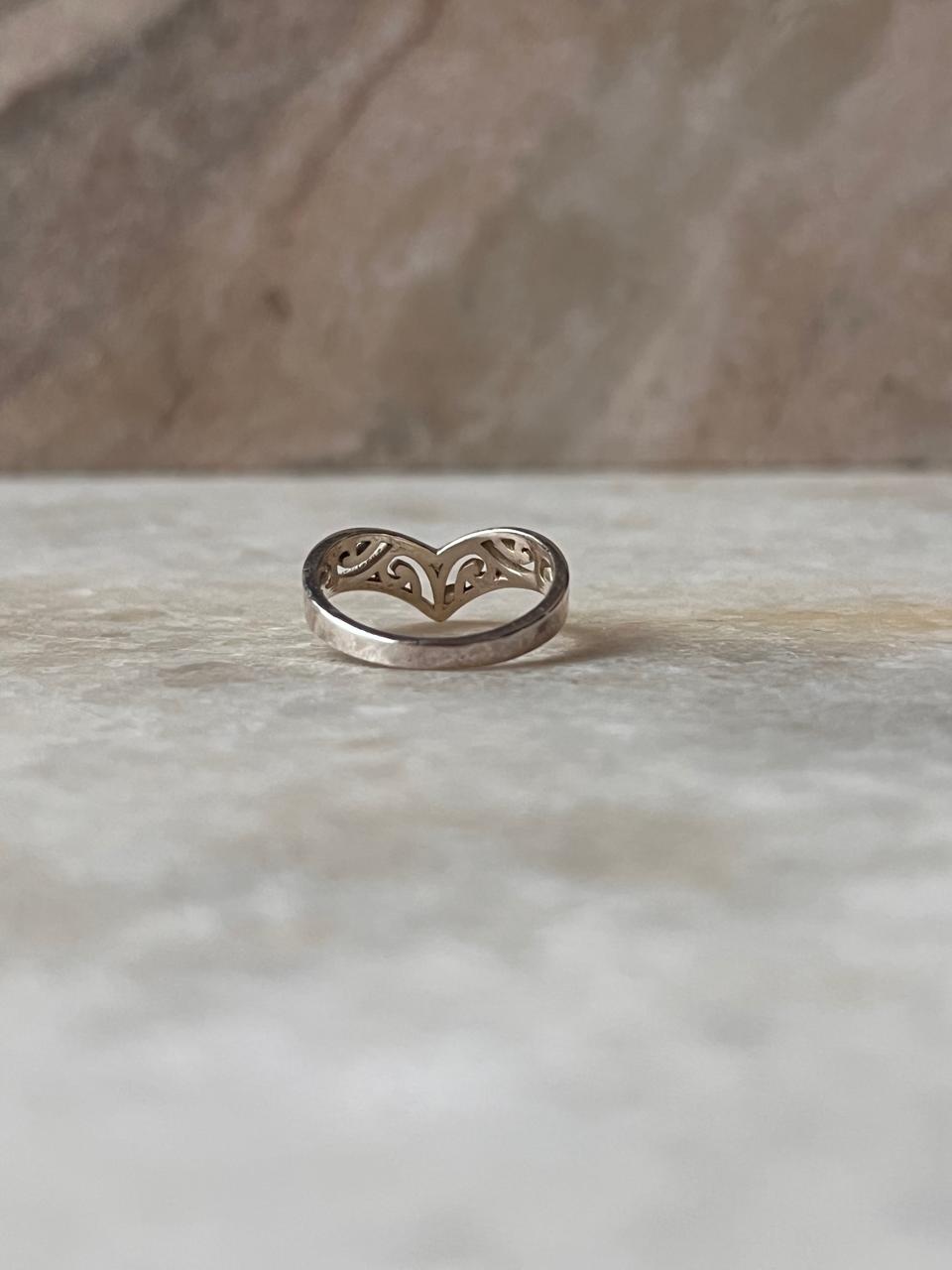 V/ Chevron Vintage Filigree 925 Sterling Silver Ring