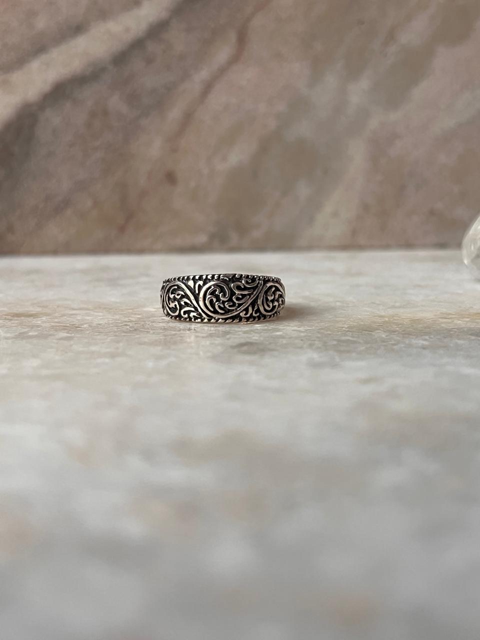 Vintage Motif Thick Band 925 Sterling Silver Ring