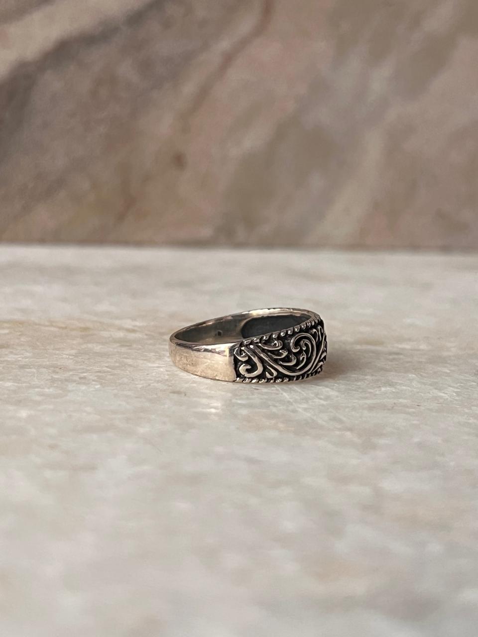 Vintage Motif Thick Band 925 Sterling Silver Ring