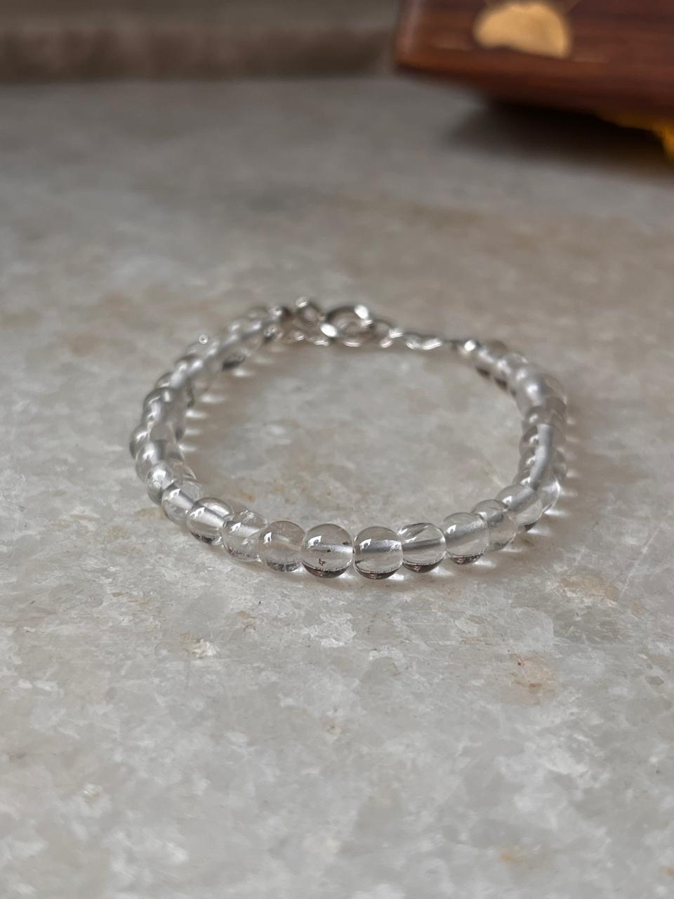 Clear quartz round bead bracelet in 925 silver  
