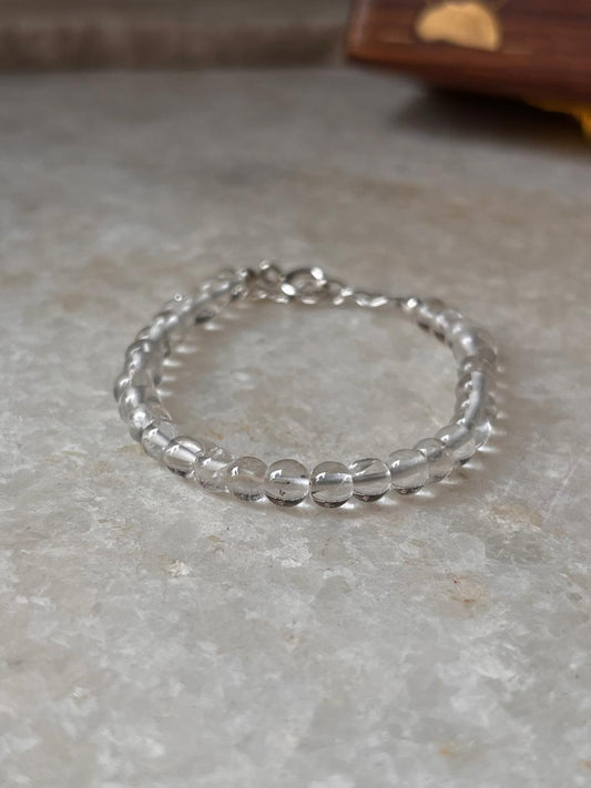 Clear quartz round bead bracelet in 925 silver  