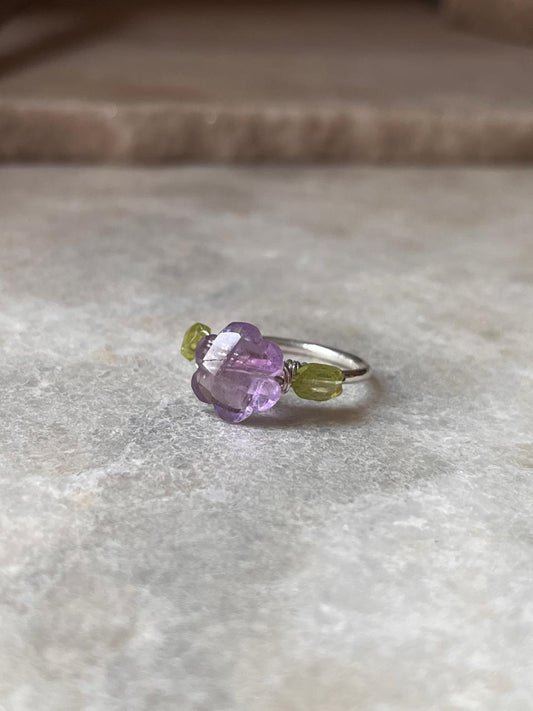 Amethyst flower and peridot 925 Sterling Silver wire wrapped ring  