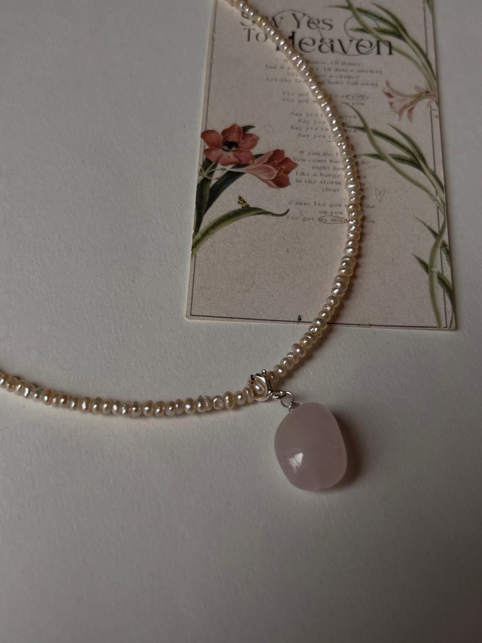 925 sterling silver necklace with warm tone pearls and rose quartz  
