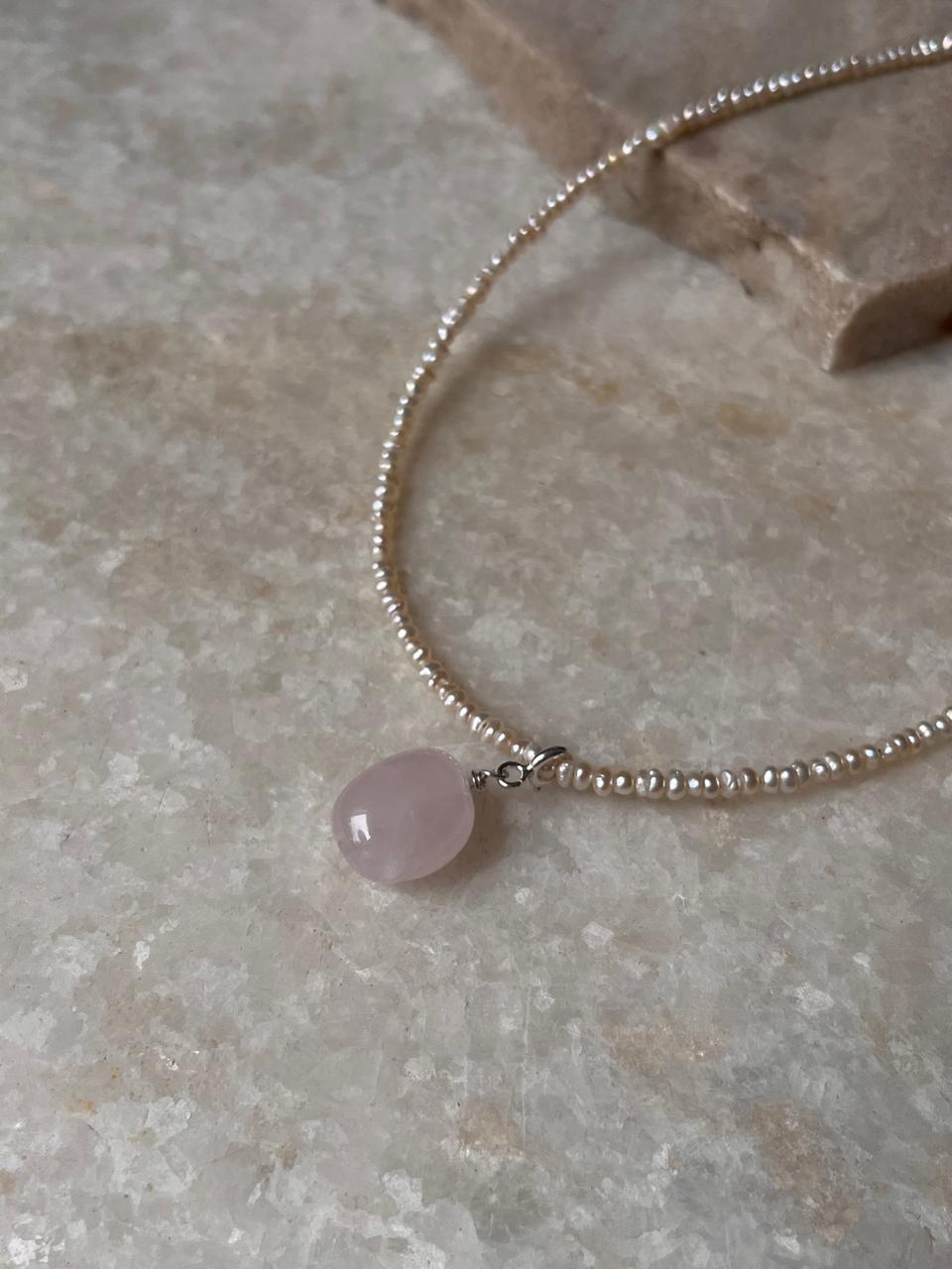 Warm tone pearl necklace with healing rose quartz charm
