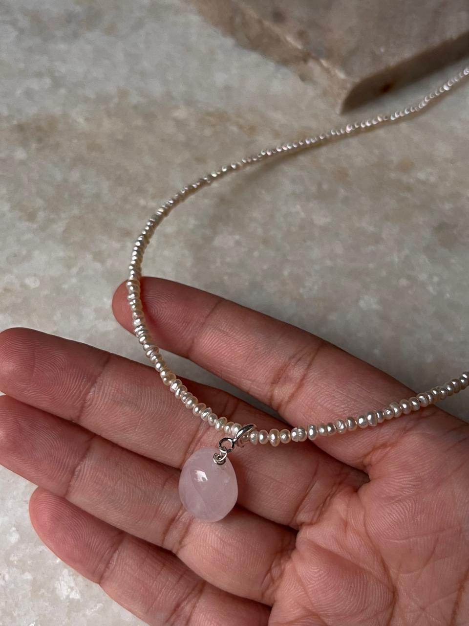 Rose quartz tumble charm with shiny freshwater pearls