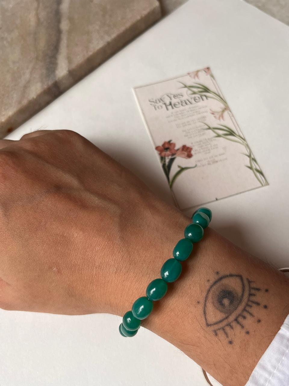 Tumbled green onyx gemstone silver bracelet  