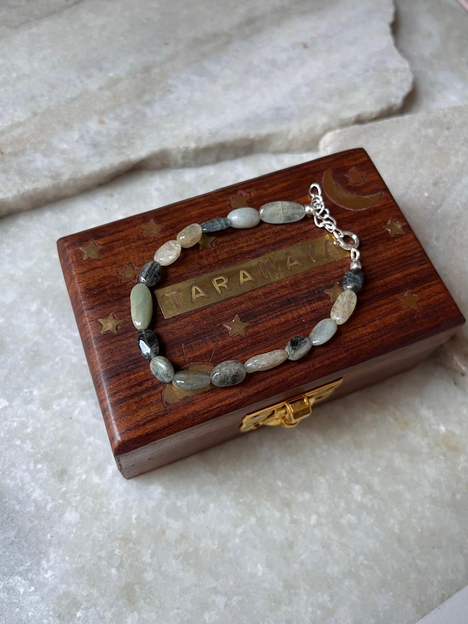 Aquamarine silver bracelet with natural tumbled stones 