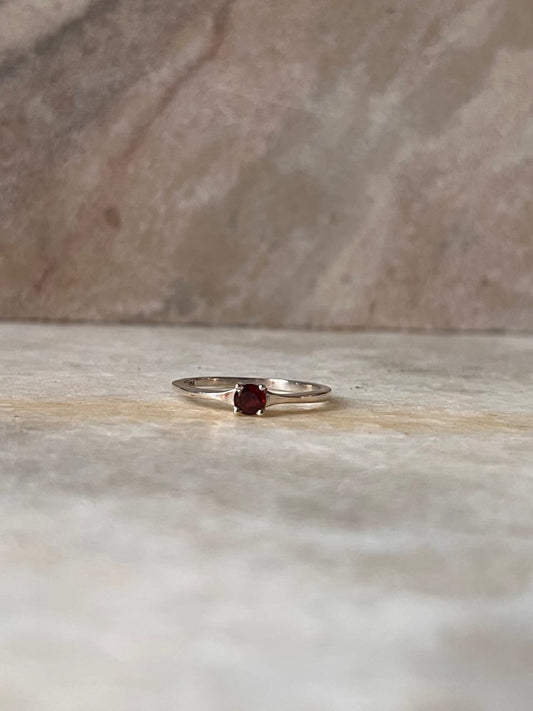 Garnet Solitaire 925 Sterling Silver Ring