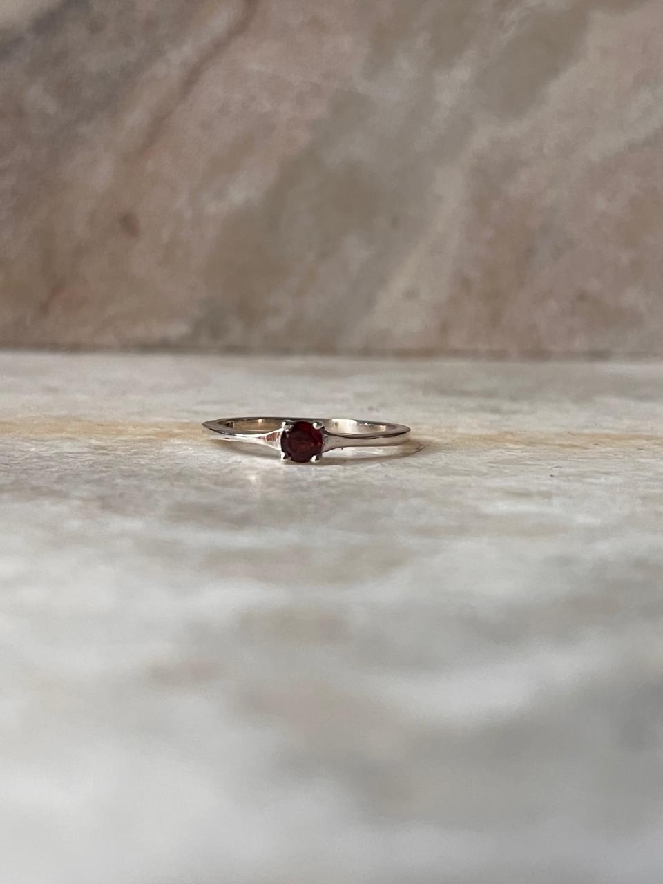 Garnet Solitaire 925 Sterling Silver Ring