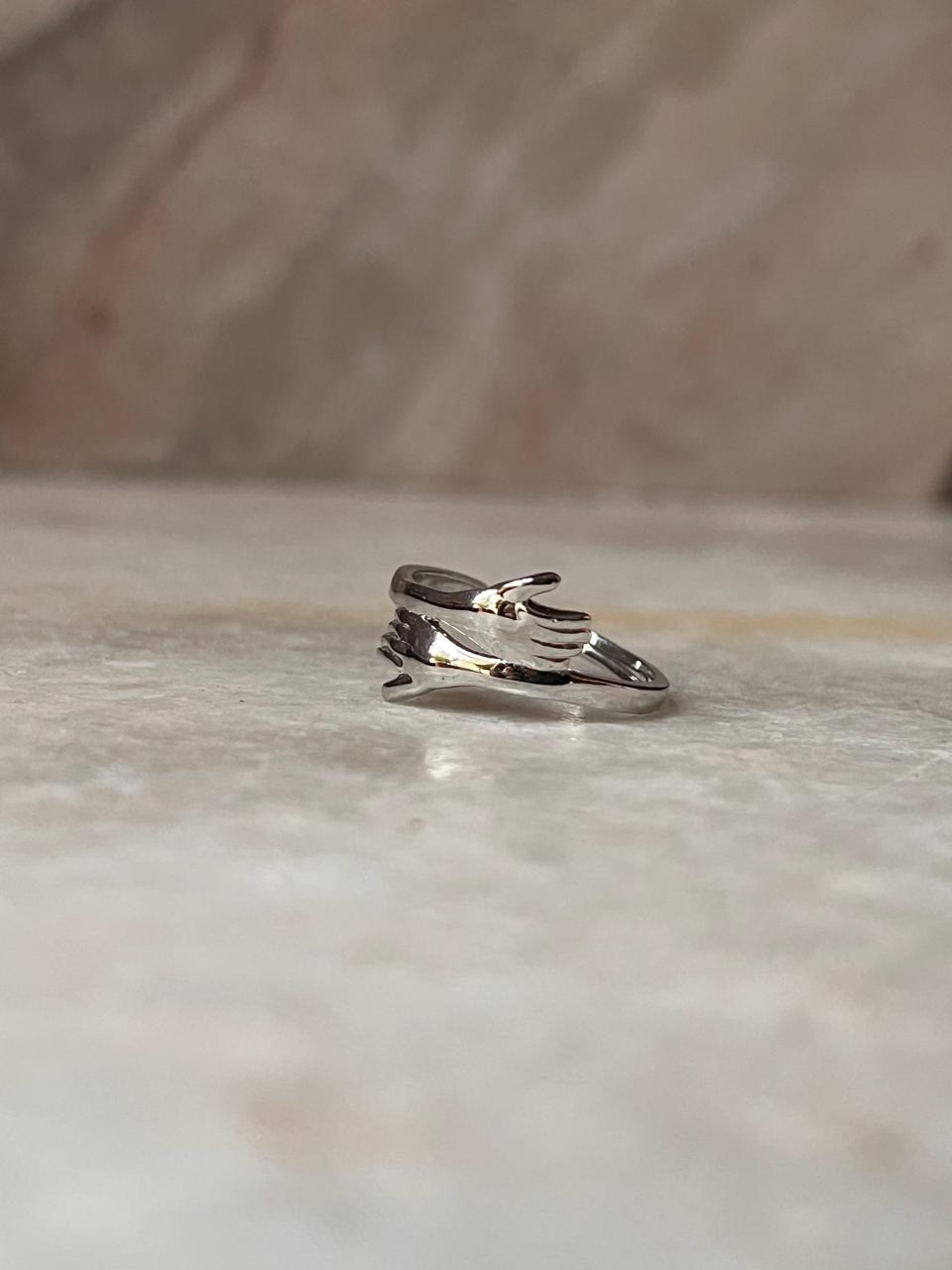 Hug Adjustable 925 Sterling Silver Ring