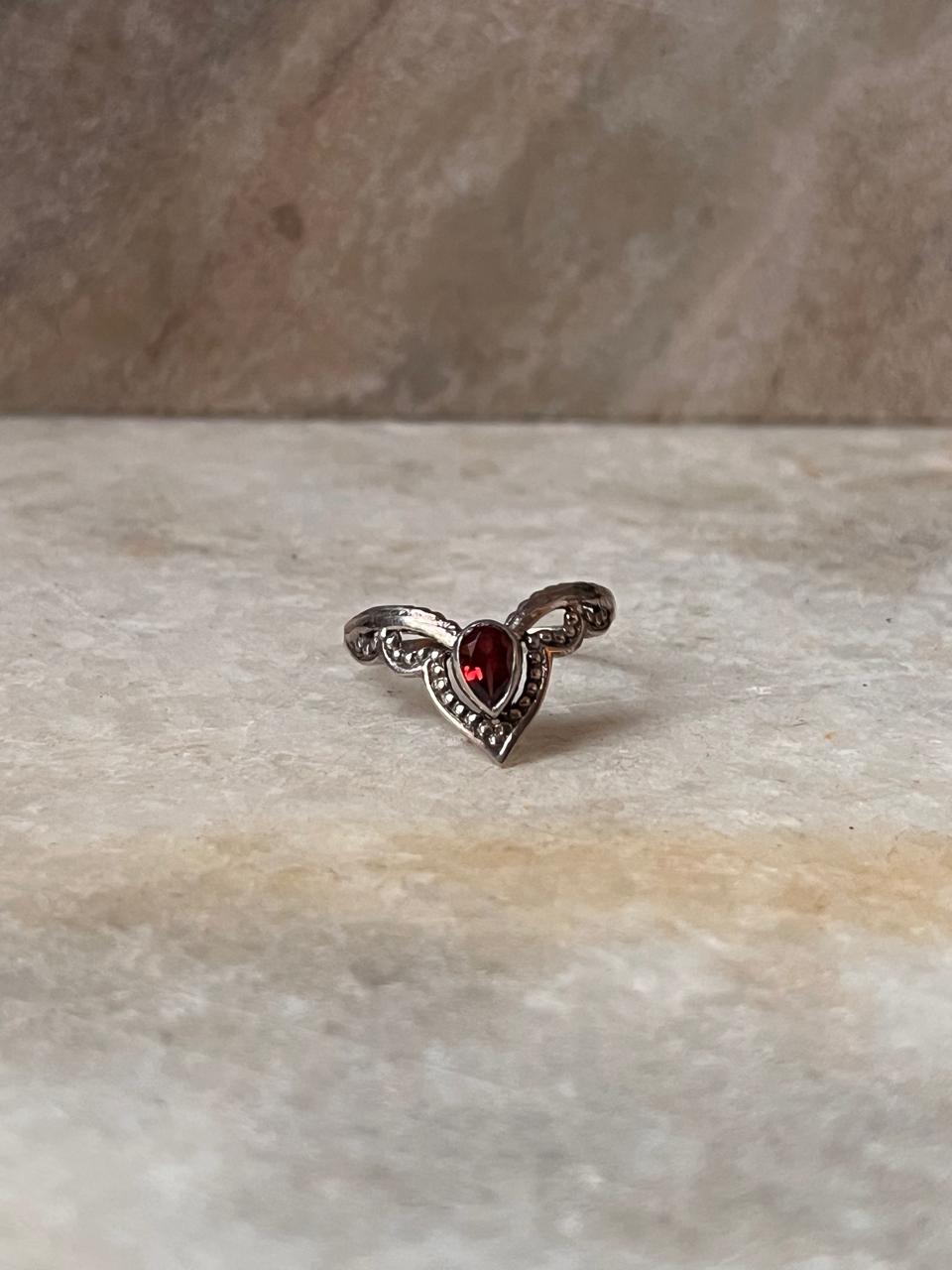Garnet V Crown Boho 925 Sterling Silver Ring