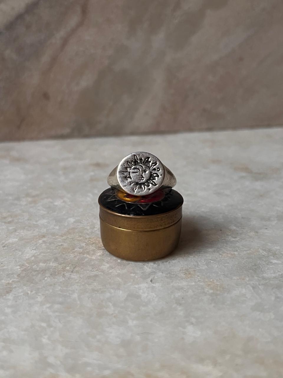 Sun Moon Engraved Signet 925 Sterling Silver Ring