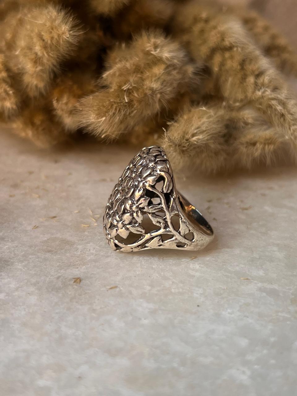 Elegant Rectangle Floral Engraved Signet Ring in 925 Silver  