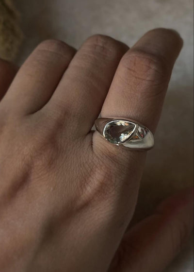Unique Hula Design Signet Ring with Green Amethyst in 925 Sterling Silver