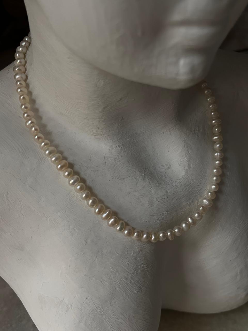 Classic Freshwater Pearl Necklace with Silver Lock