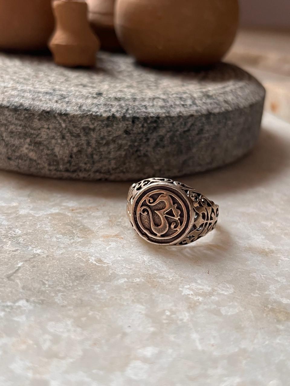 Antique Om/ Aum Trishul 925 Sterling Silver Ring
