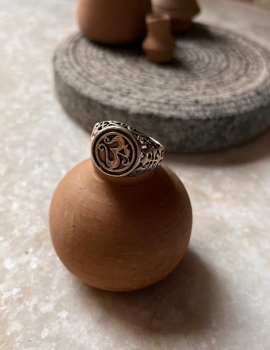 Antique Om/ Aum Trishul 925 Sterling Silver Ring