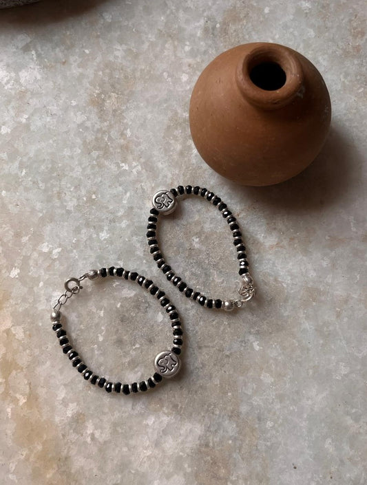 Hathi/ Elephant Charm & Black Bead kids Nazariya 925 Sterling Silver Anklet