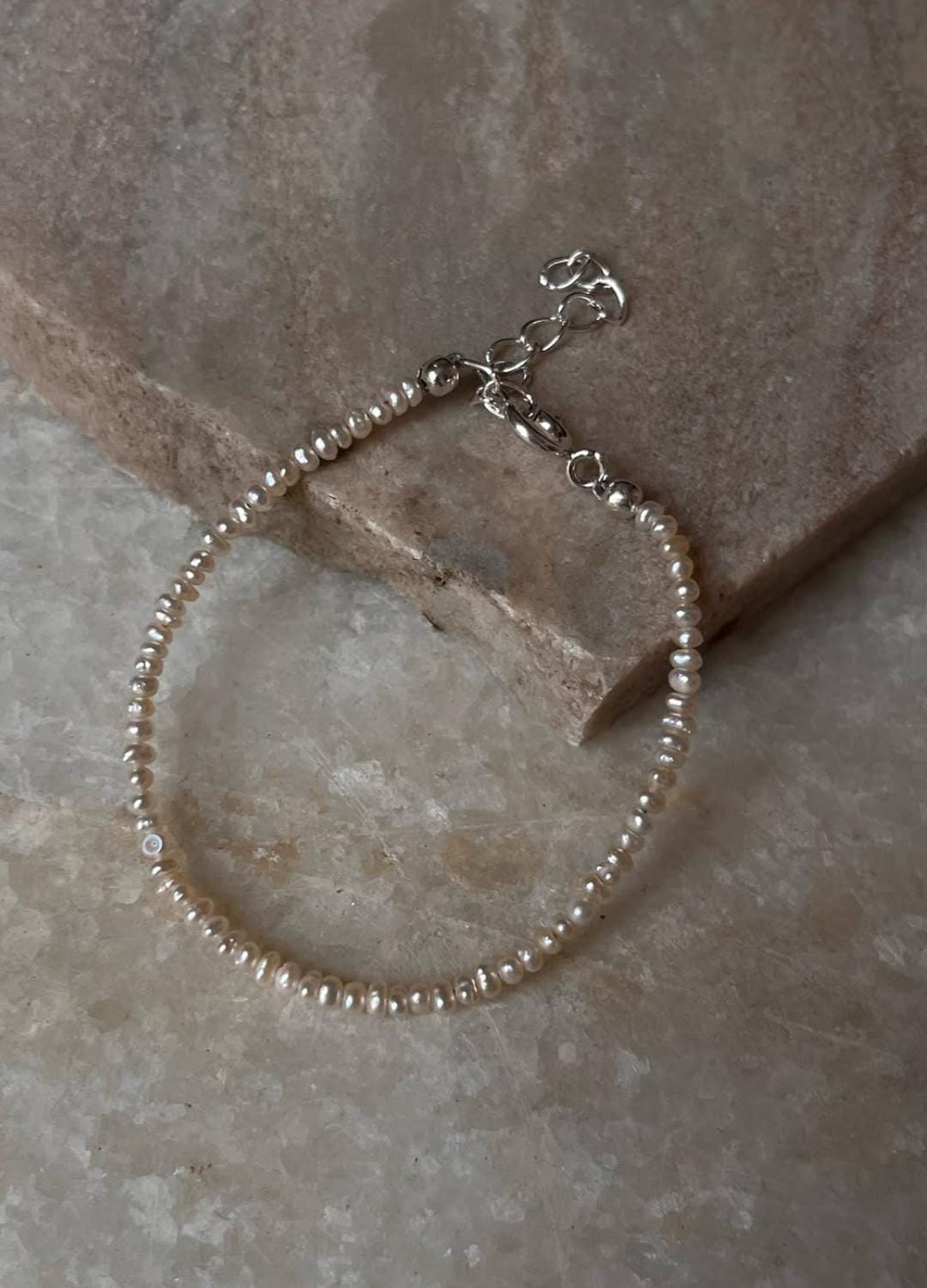 Classic Fresh water Pearls Warm Tone Round Shiny Stackable 2mm 925 Sterling Silver Lock Bracelet