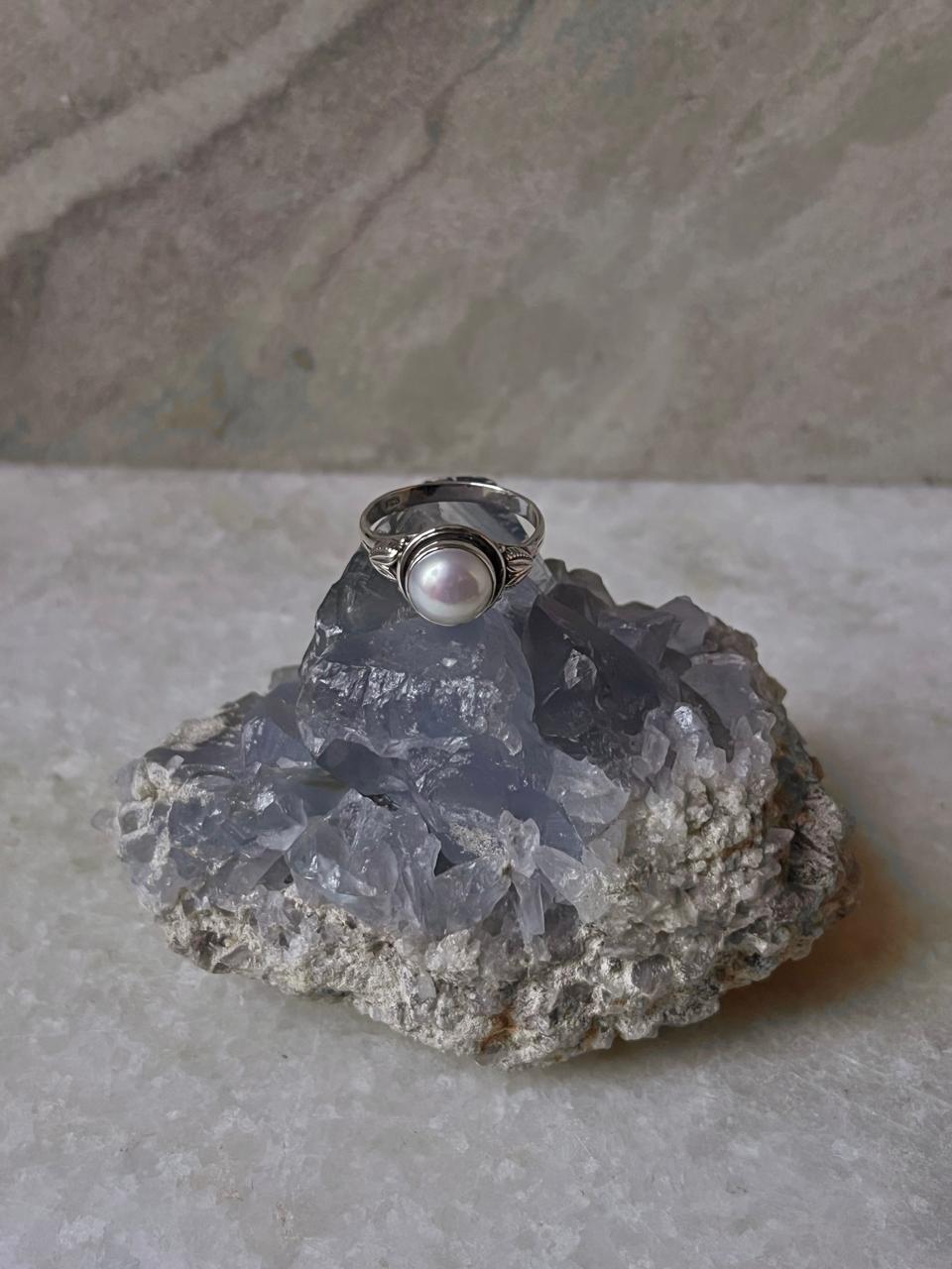 Handcrafted boho ring with freshwater pearl in sterling silver