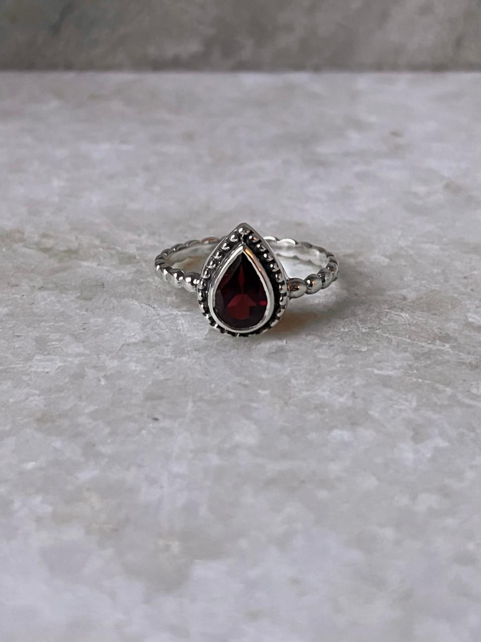 Garnet Pear Dot Band 925 Sterling Silver Ring