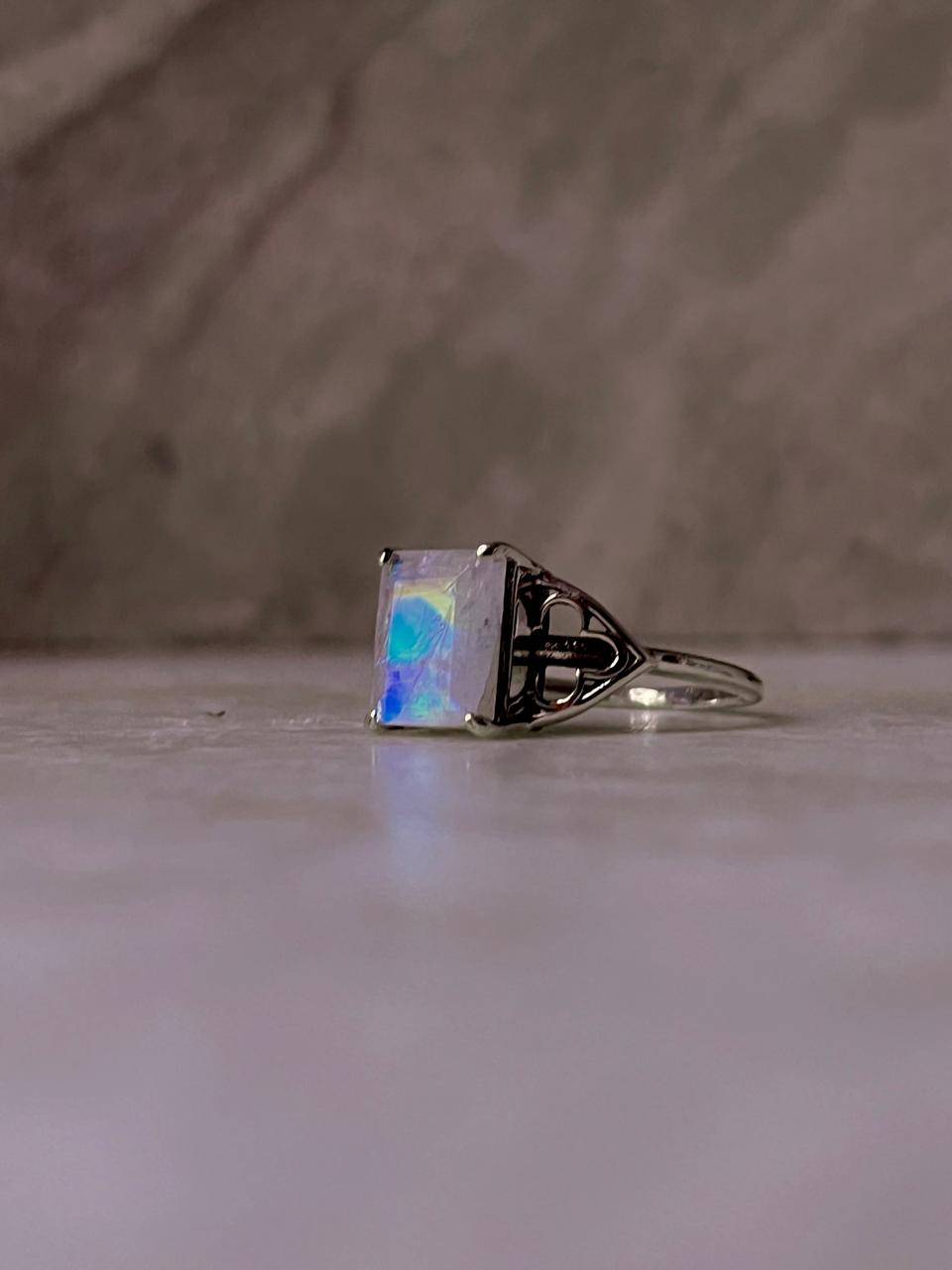 Moonstone Rectangular 925 Sterling Silver Ring