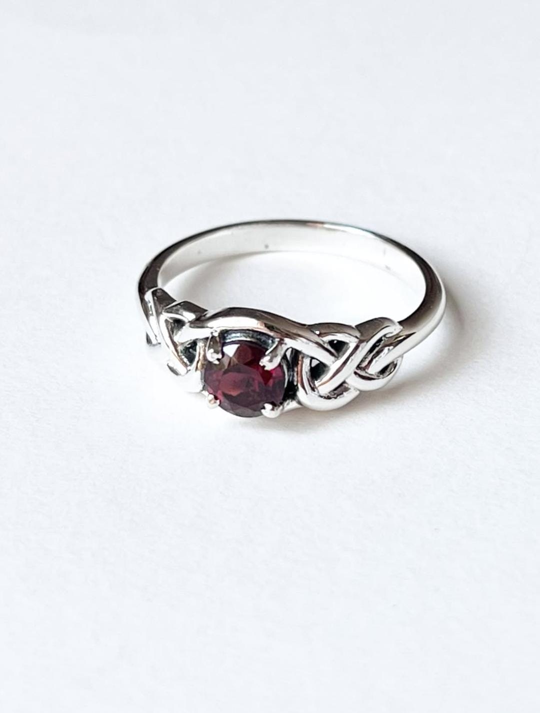 Garnet Celtic Knot 925 Sterling Silver Ring