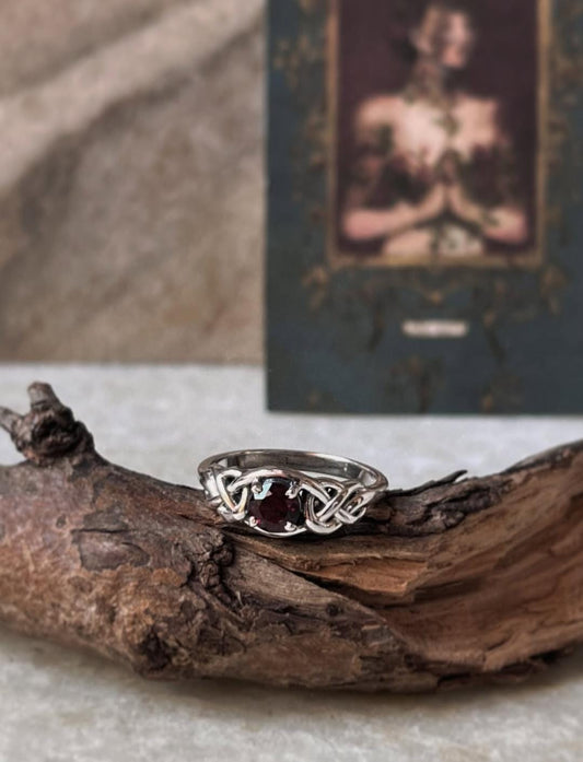 Garnet Celtic Knot 925 Sterling Silver Ring
