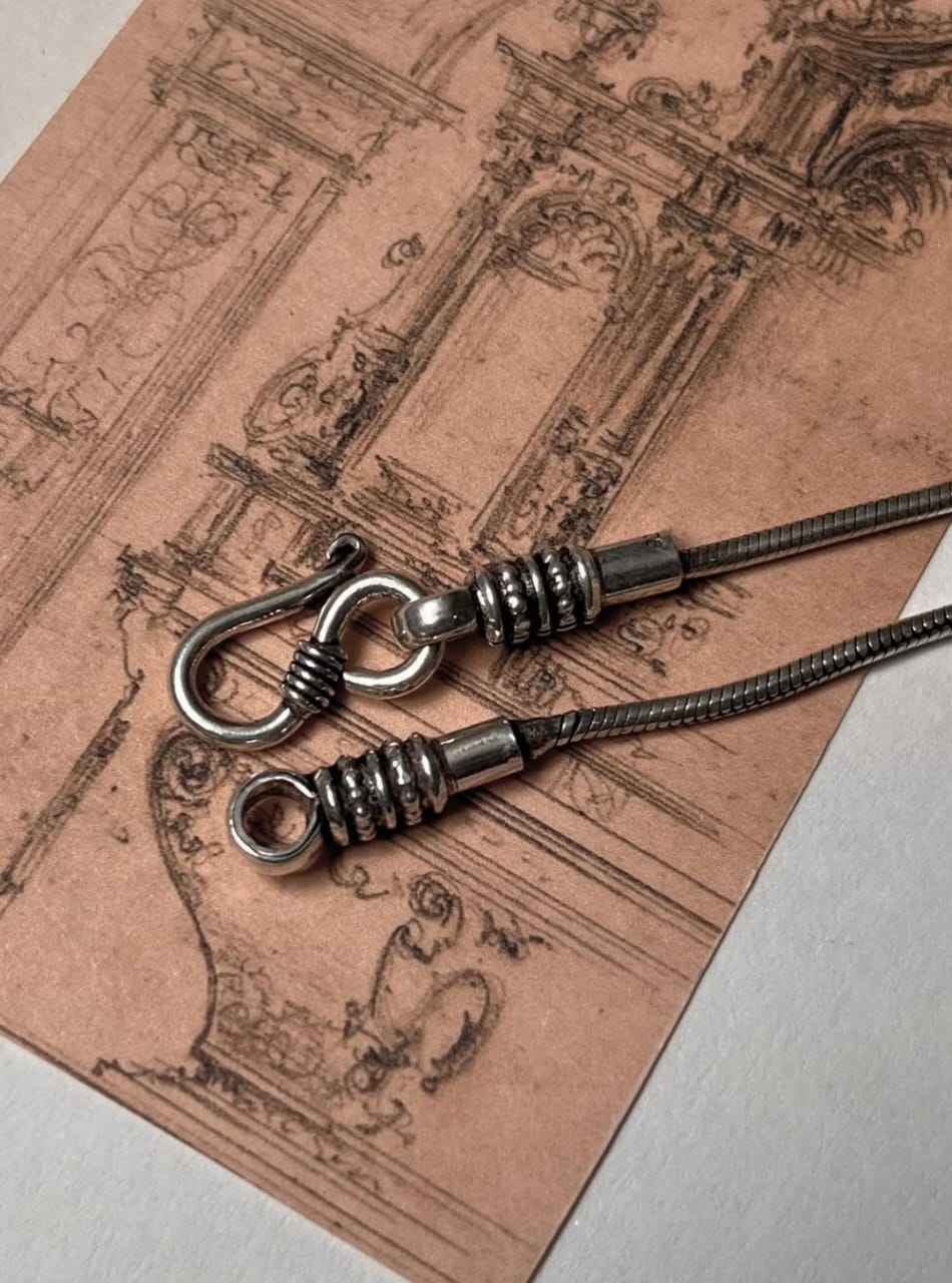 Sterling silver screw lock antique snake chain  