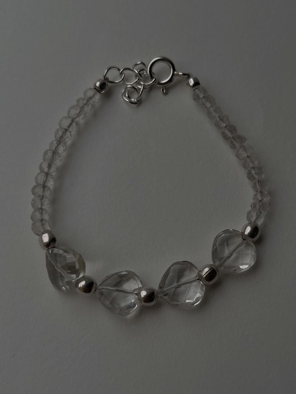 Healing crystal bracelet with clear quartz heart charm