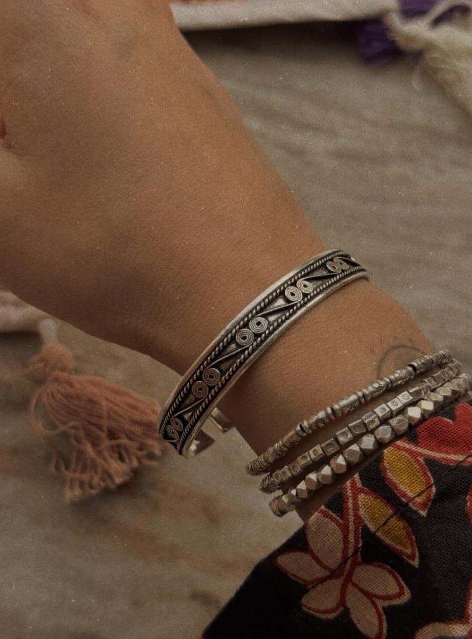 Vintage inspired spiral rope twisted handcrafted silver cuff 