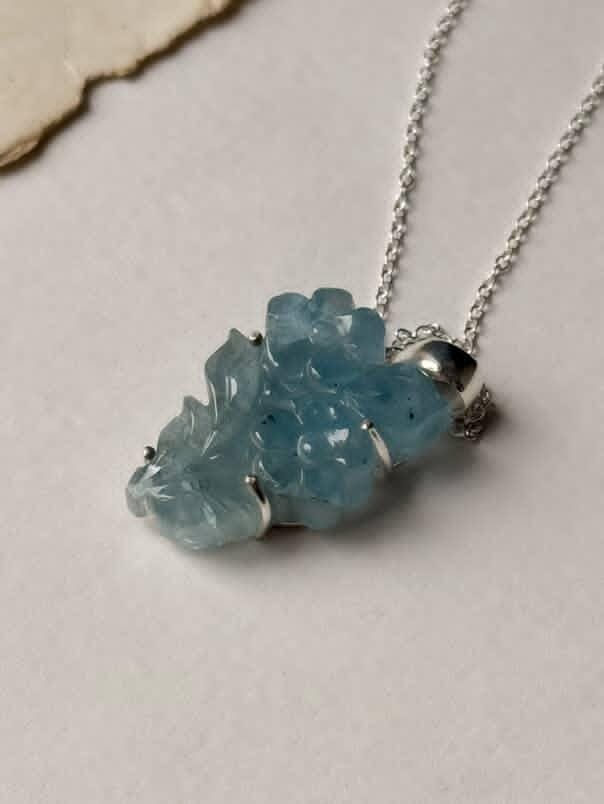 Handcrafted aquamarine gemstone pendant in sterling silver  