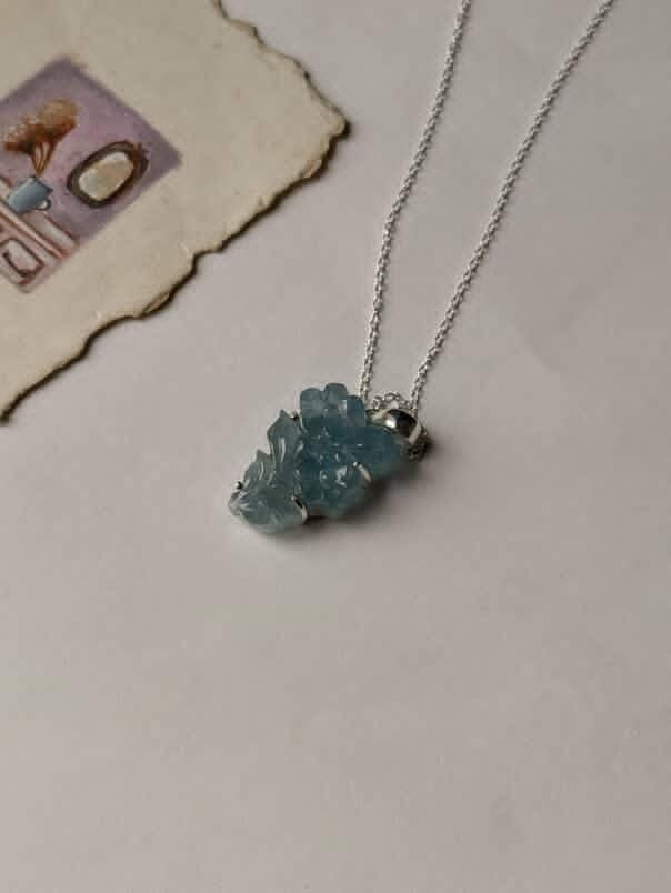 Elegant forest-inspired aquamarine silver pendant