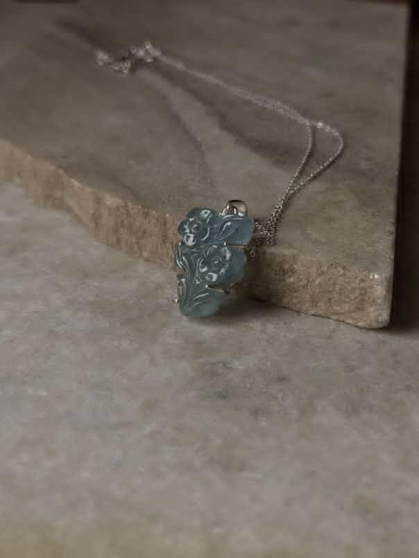 Handcrafted aquamarine gemstone pendant in sterling silver  