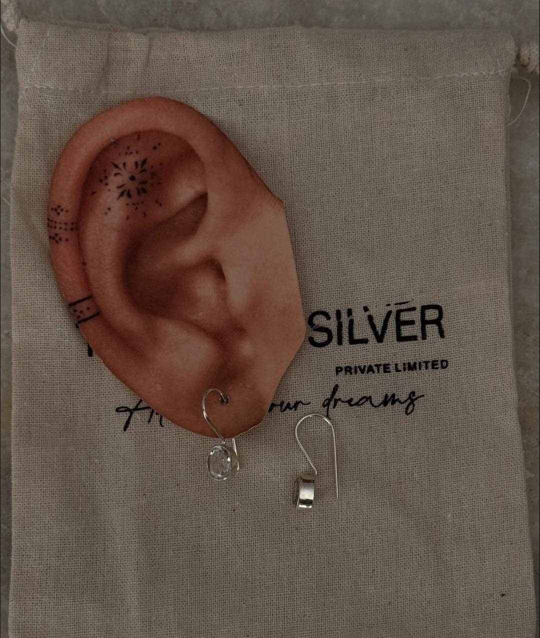 Clear Quartz Oval Hook 925 Sterling Silver Earrings