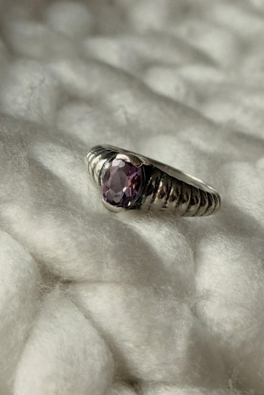 Artisan crafted amethyst solitaire croissant 925 sterling silver ring