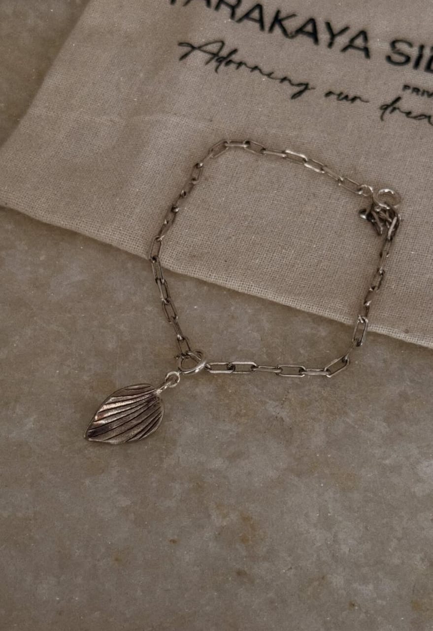 925 sterling silver paper clip big leaf charm bracelet  