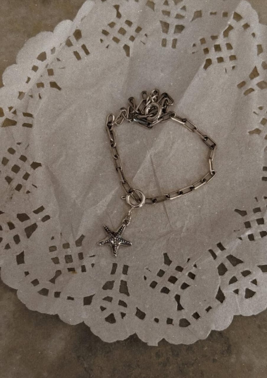 925 sterling silver paper clip bracelet with starfish design  