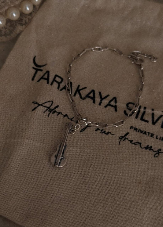 925 sterling silver paper clip bracelet with guitar charm  