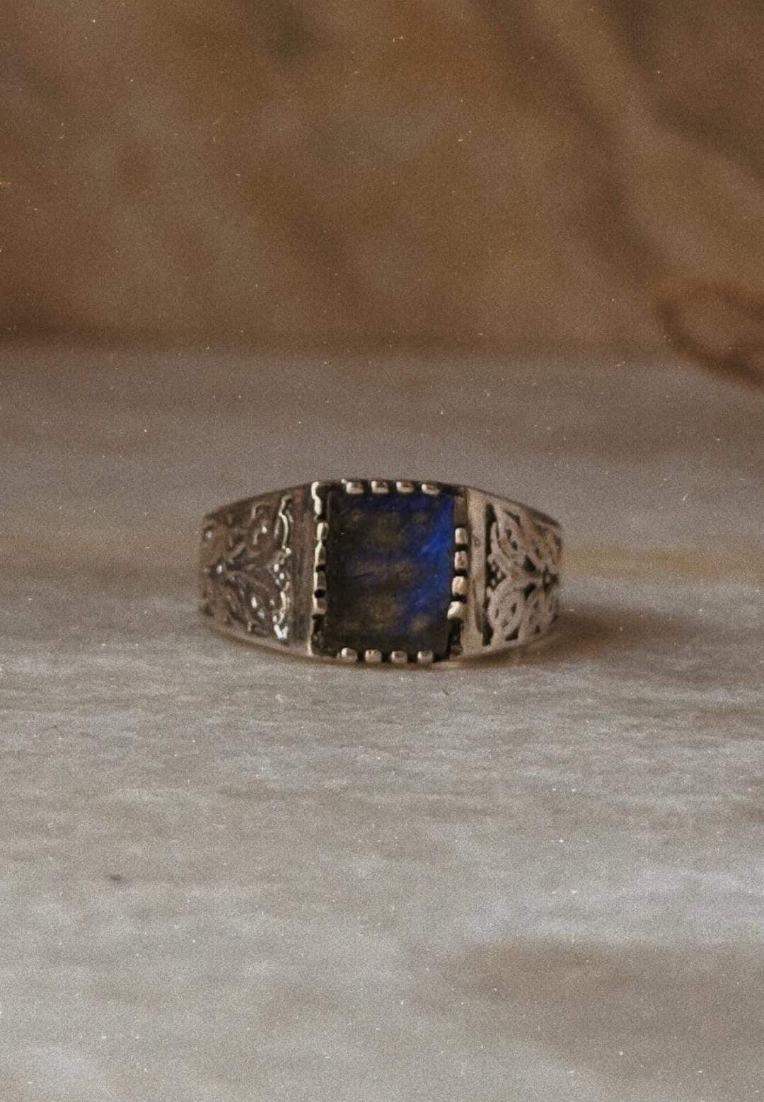 vintage style 925 sterling silver labradorite signet ring