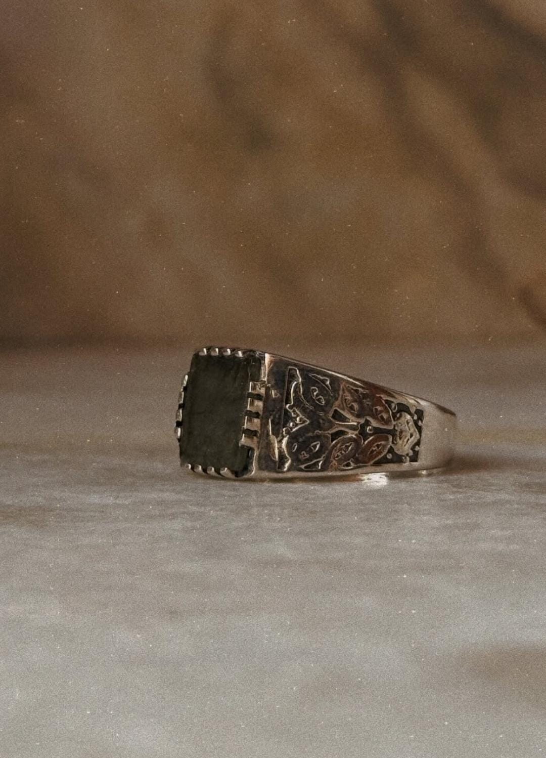 classic vintage labradorite embroidered 925 sterling silver ring  