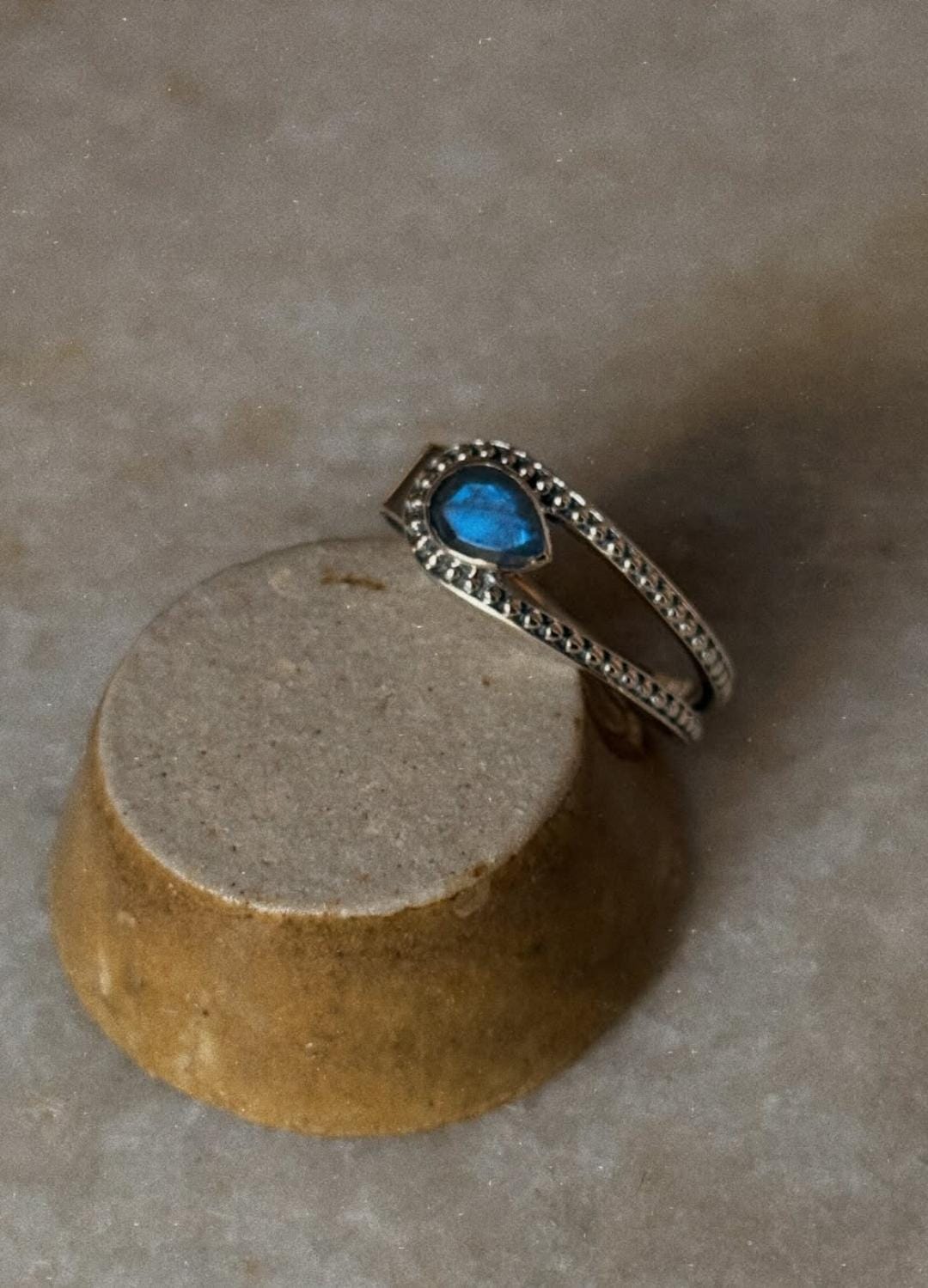 artisan 925 sterling silver labradorite pear modern double ring