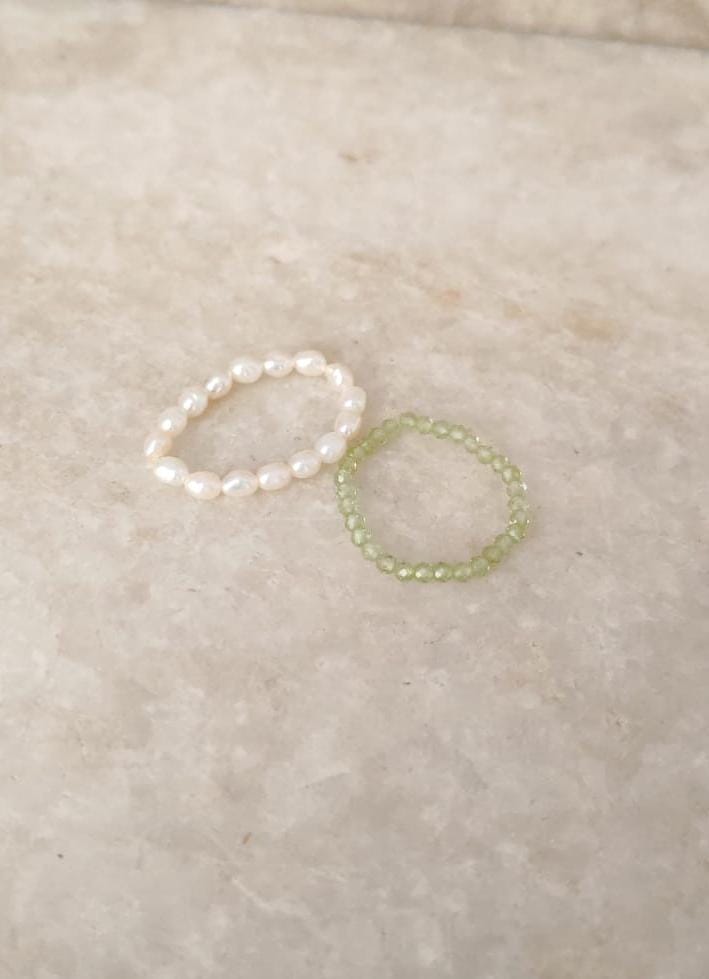 Natural Crystal Stretchy Fresh Water Pearl & Peridot Rings