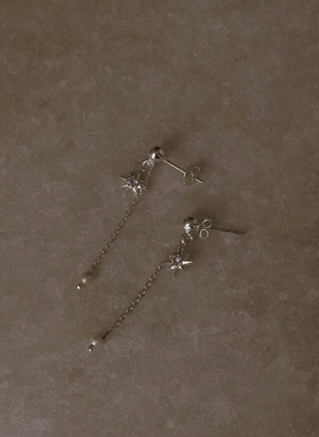 925 Sterling Silver Fresh Water Pearls Connector Chain With North Star White Topaz Charm Studs Earrings