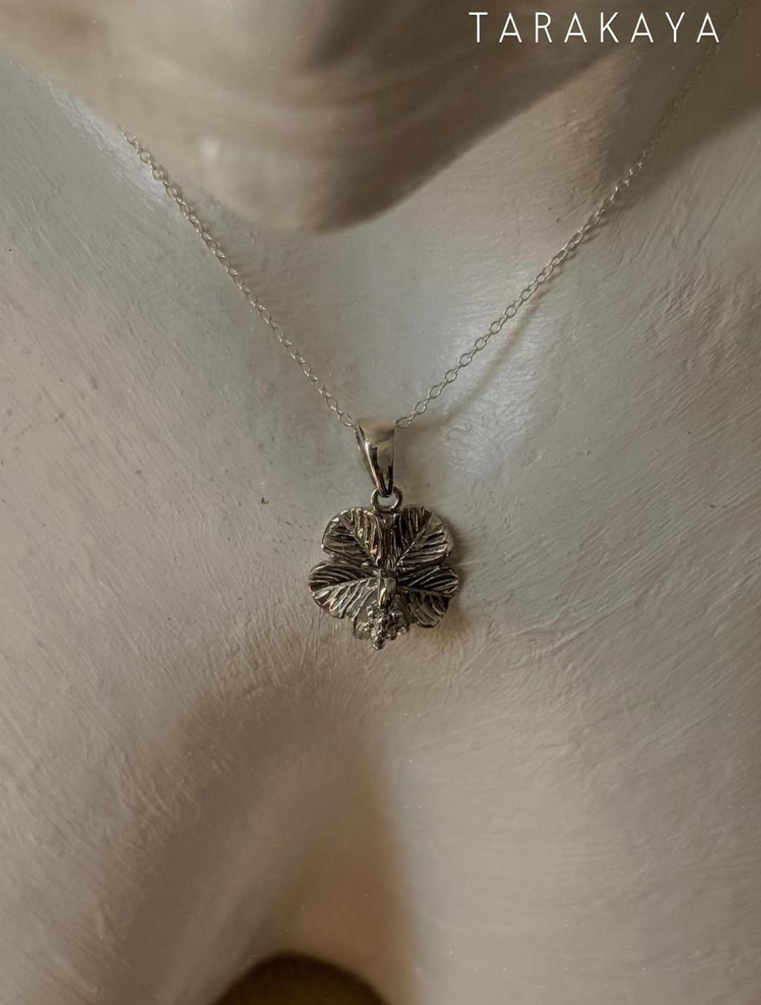 925 Sterling Silver Hibiscus /Urdhul Flower Pendant