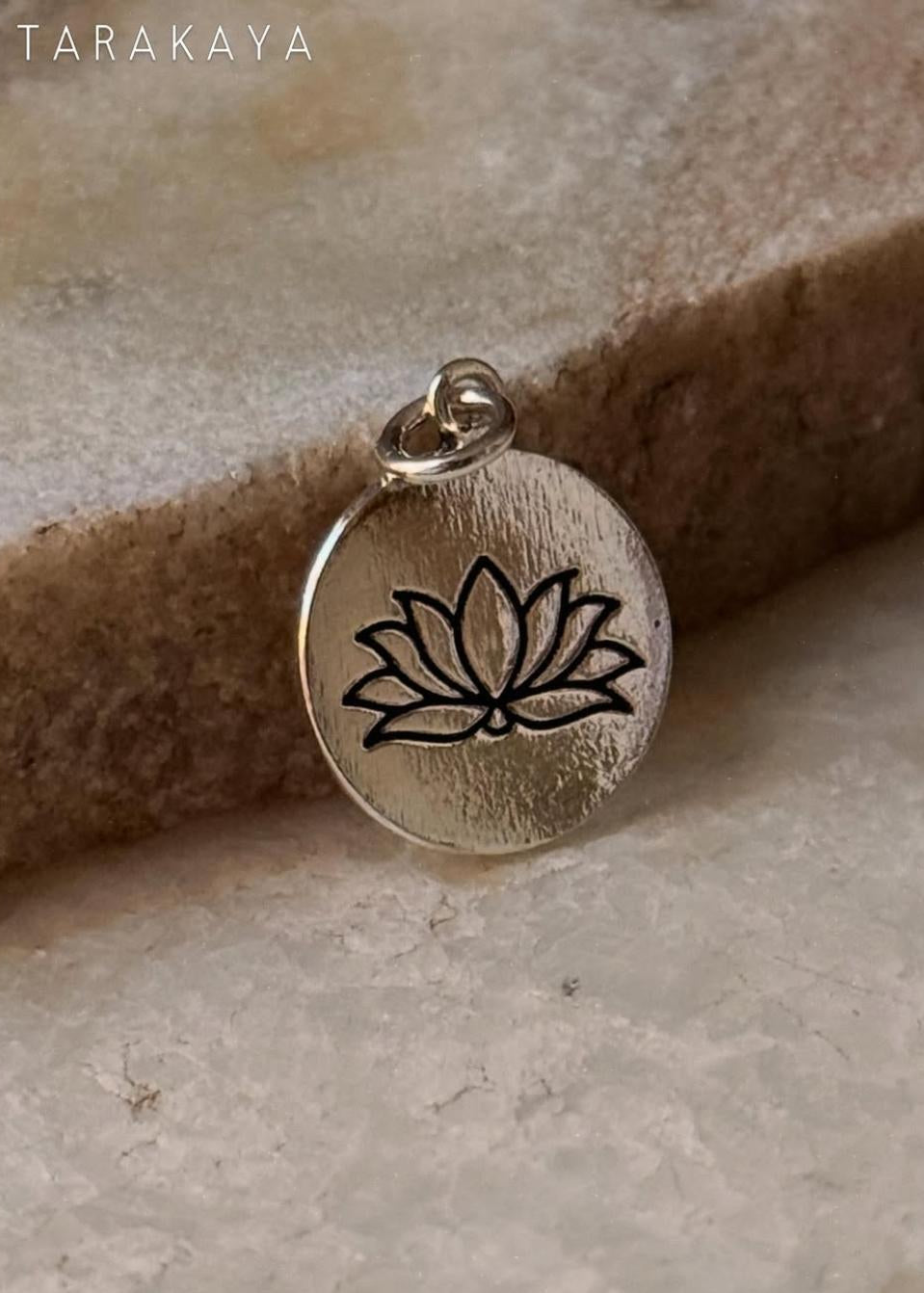 925 Sterling Silver Lotus Engraved Pendant